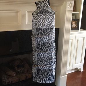 Hanging storage